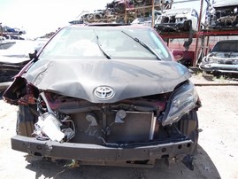 2016 Toyota Sienna SE Burgundy 3.5L AT 2WD #Z24687